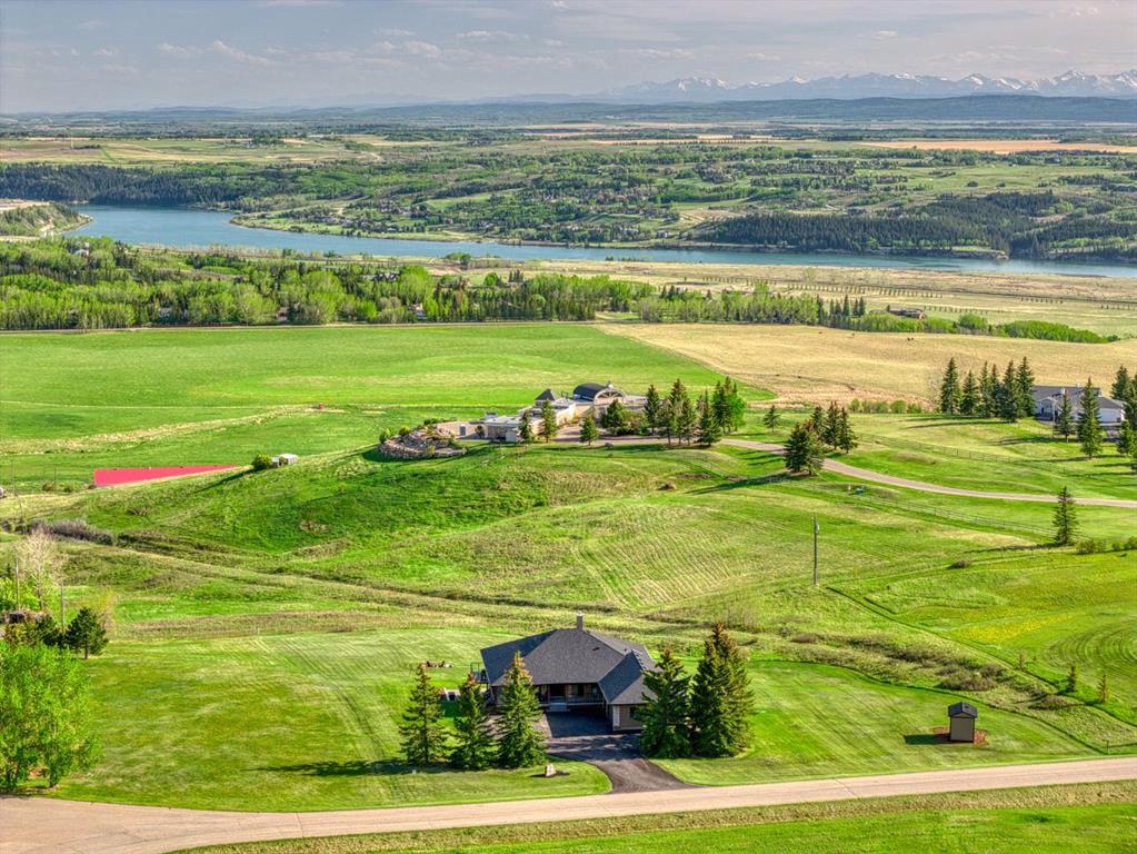 Picture for 7 Bearspaw Pointe Green 