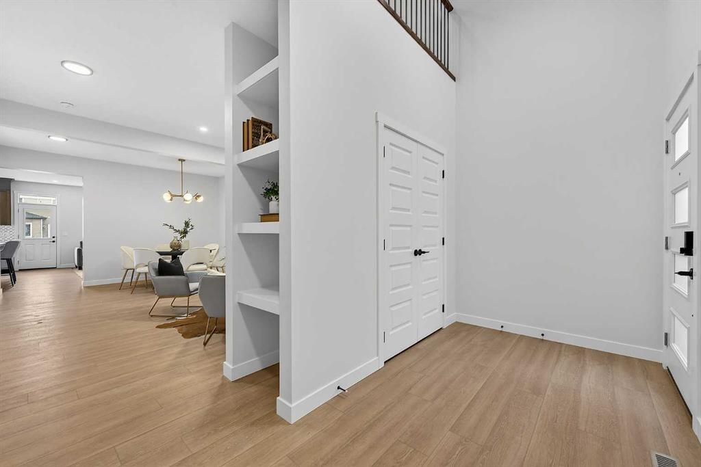 Picture for 27 Homestead Gardens NE