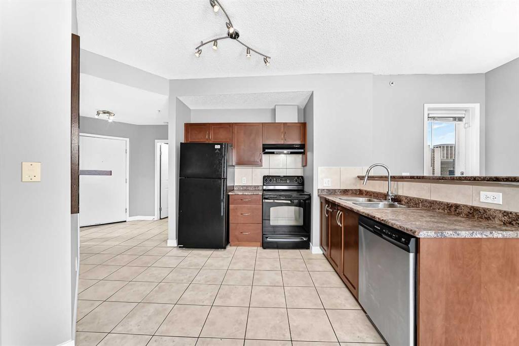 Picture for 1016, 1053 10 Street SW