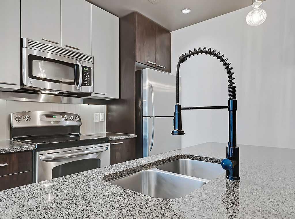Picture for 902, 220 12 Avenue SE