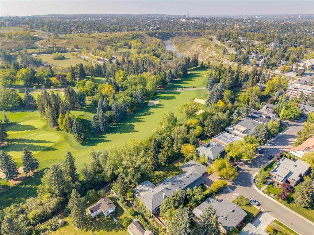 Picture for 35 Windsor Crescent SW