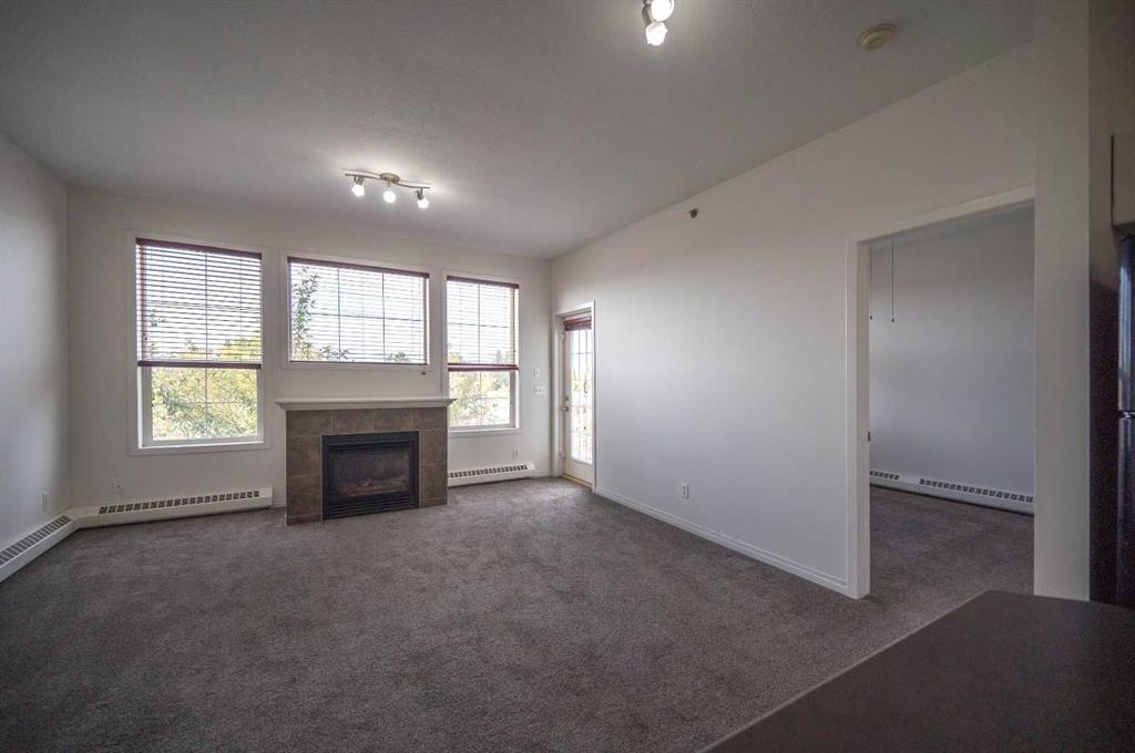 Picture for 310, 1000 Applevillage Court SE https://www.cirrealty.ca/reb/creb/65/A2262965_8.jpg