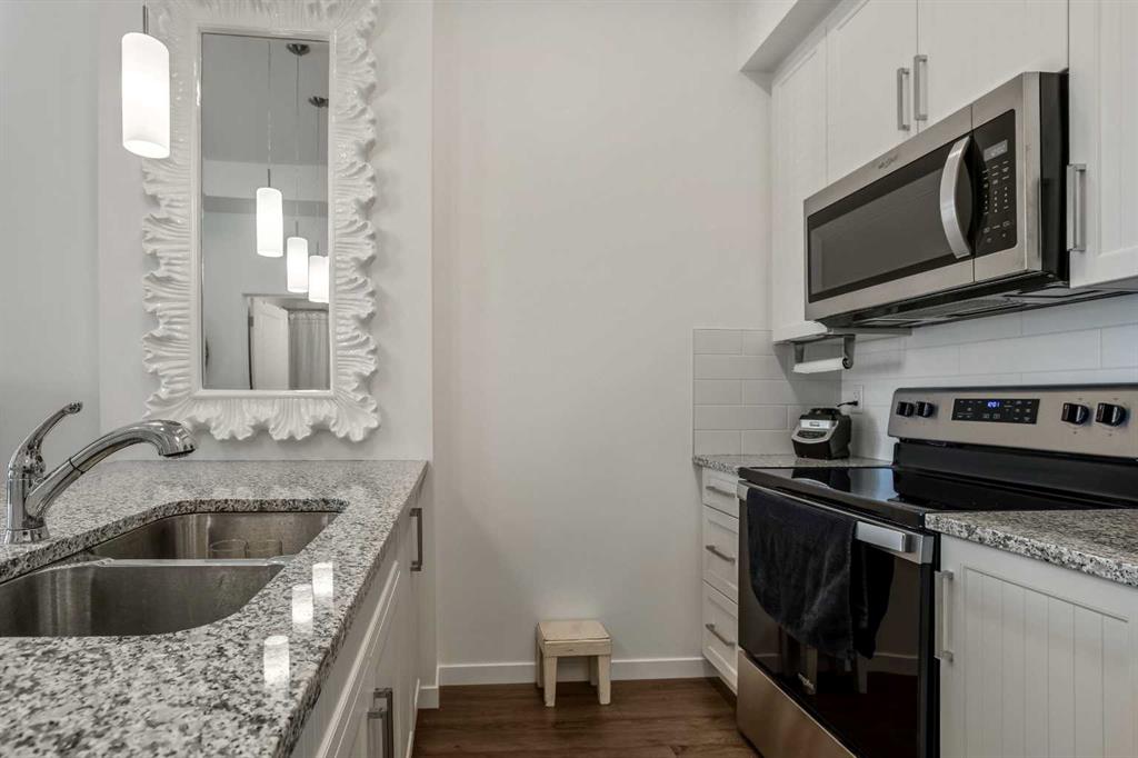 Picture for 402, 30 Mahogany Mews SE https://www.cirrealty.ca/reb/creb/65/A2266765_12.jpg