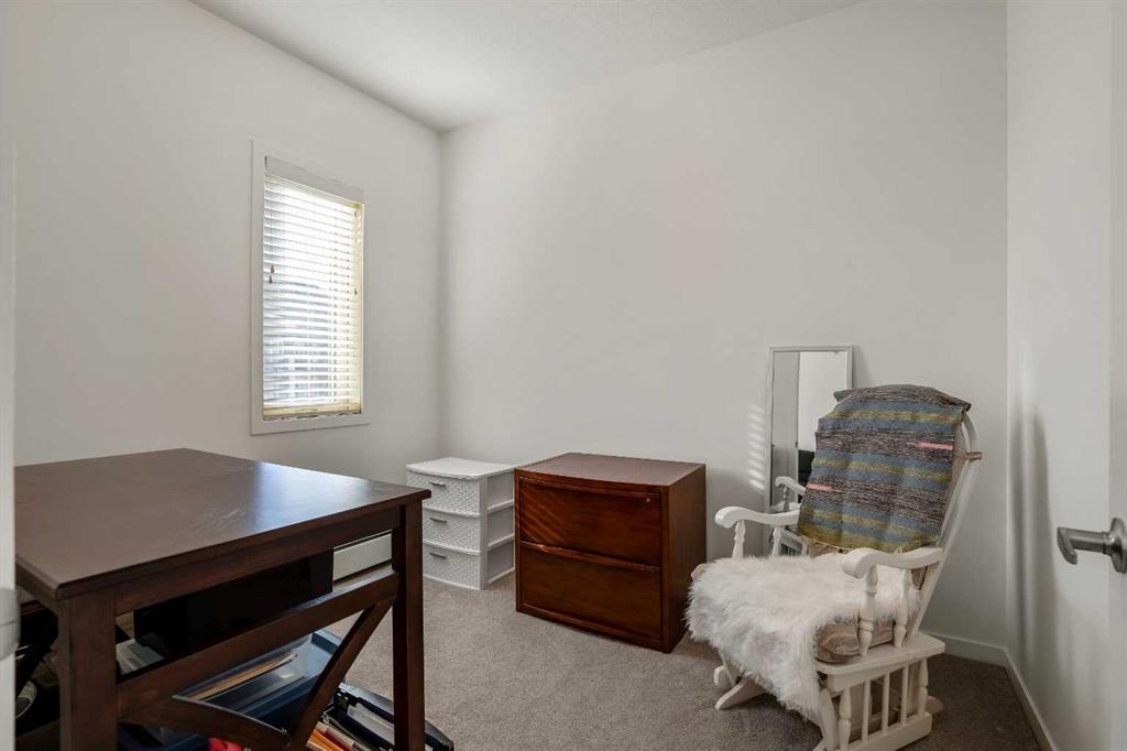 Picture for 402, 30 Mahogany Mews SE https://www.cirrealty.ca/reb/creb/65/A2266765_19.jpg