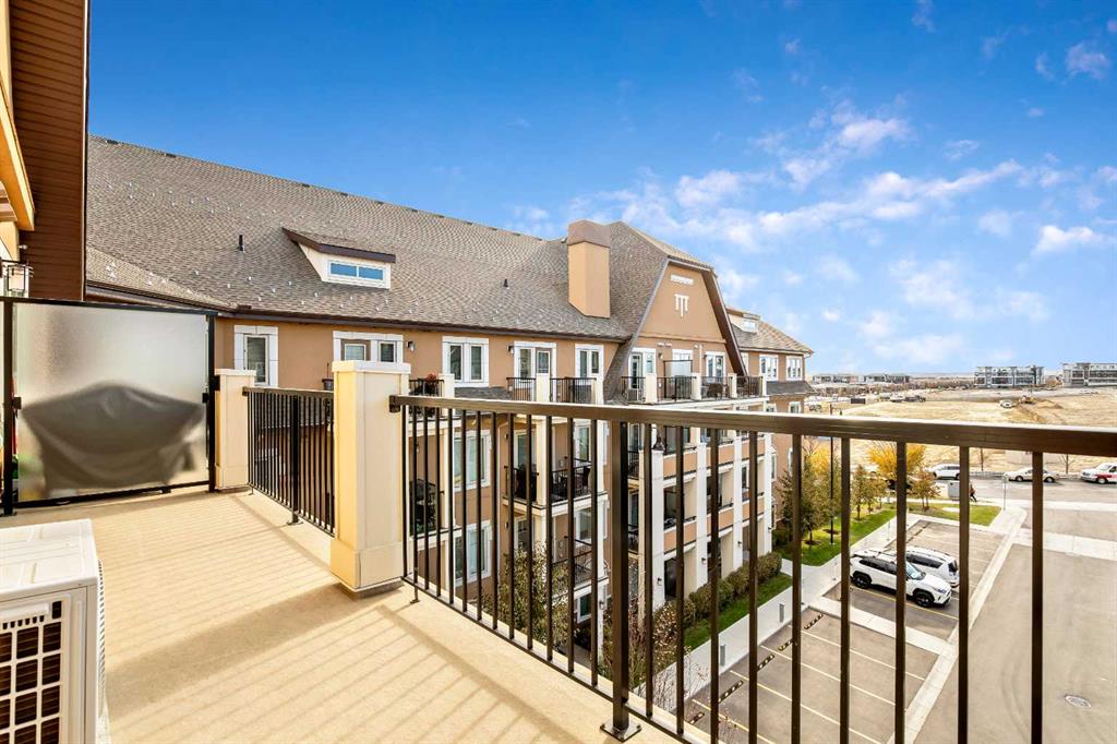 Picture for 402, 30 Mahogany Mews SE Picture for 402, 30 Mahogany Mews SE