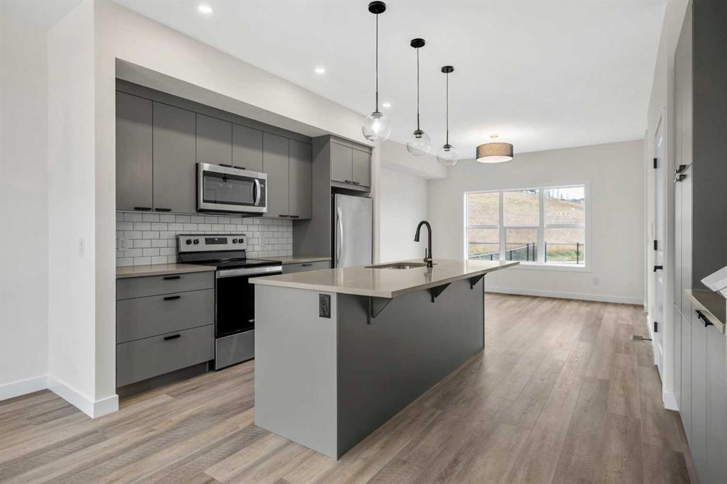 Picture for 1206, 525 River Heights Drive 