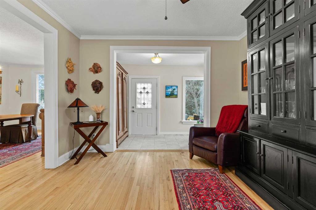 Picture for 656 Royalite Way SE