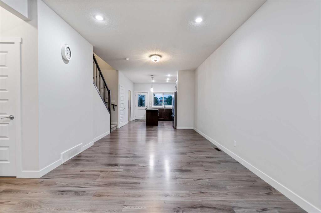 Picture for 29 Saddlestone Link NE