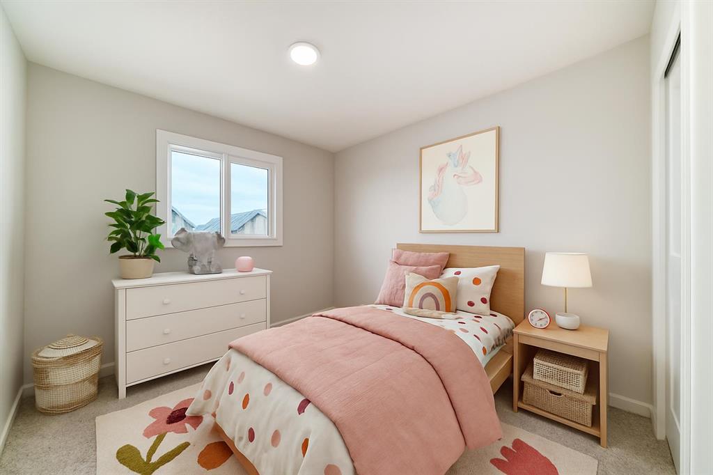 Picture for 126 Lanark Gate SE