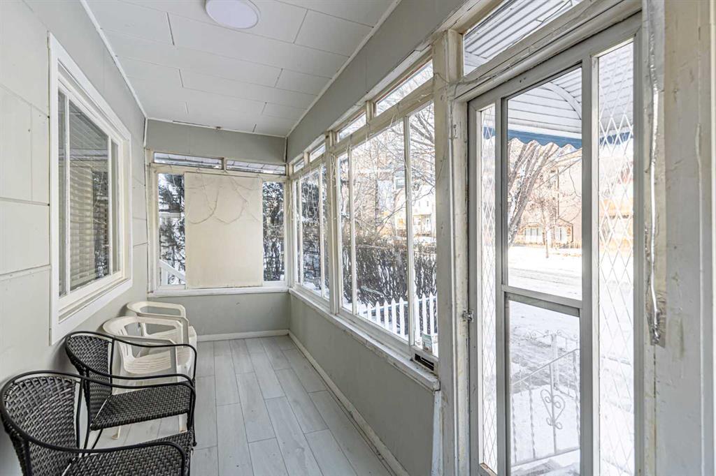 Picture for 1023 1 Avenue NW