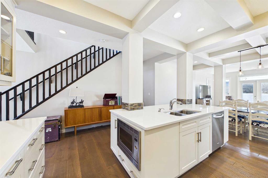 Picture for 4827 22 Avenue NW