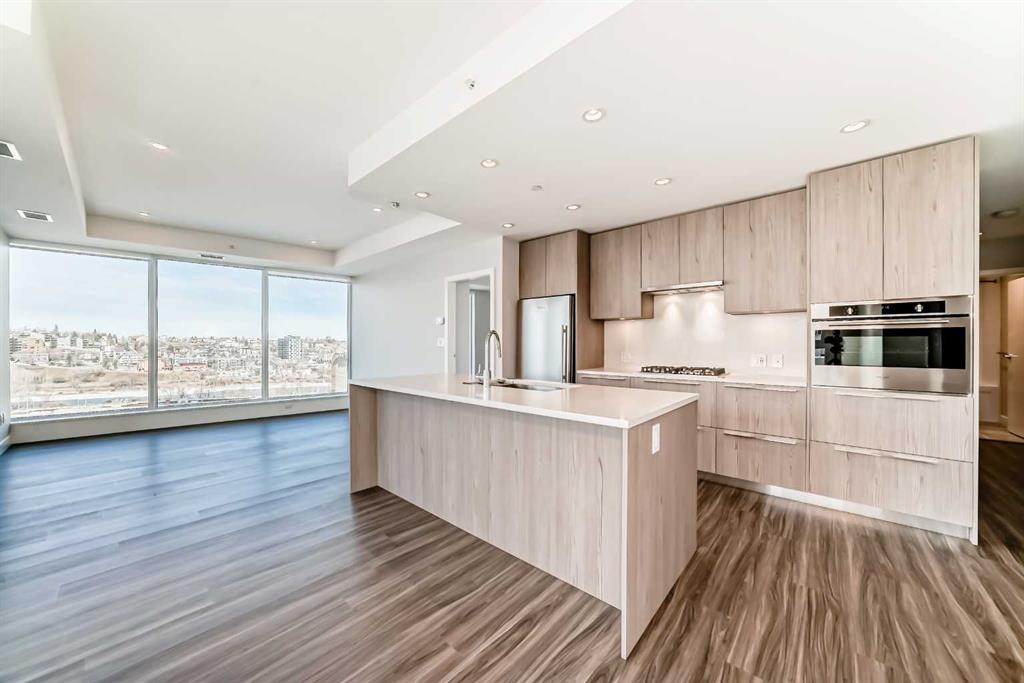 Picture for 802, 530 3 Street SE