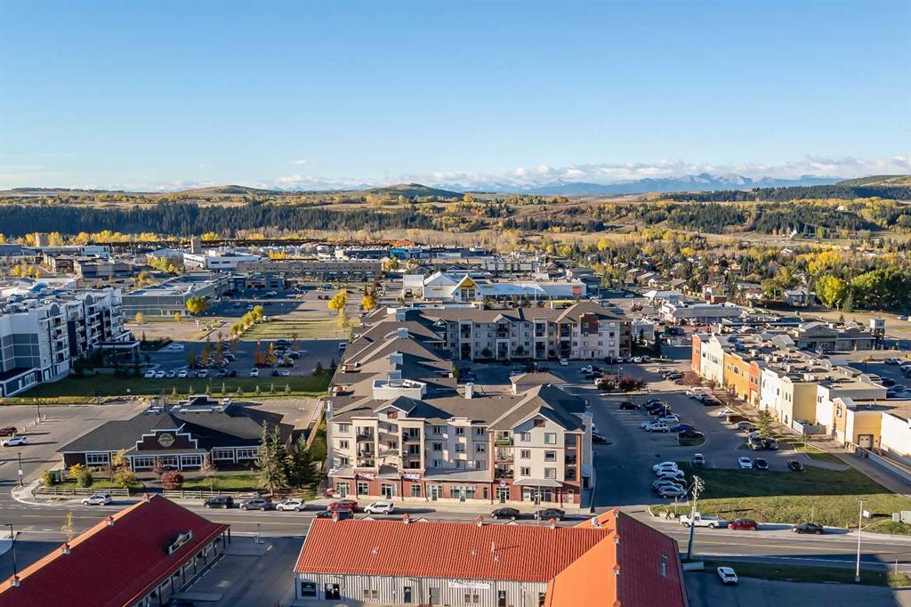 Picture for 4, 505 Railway Street W