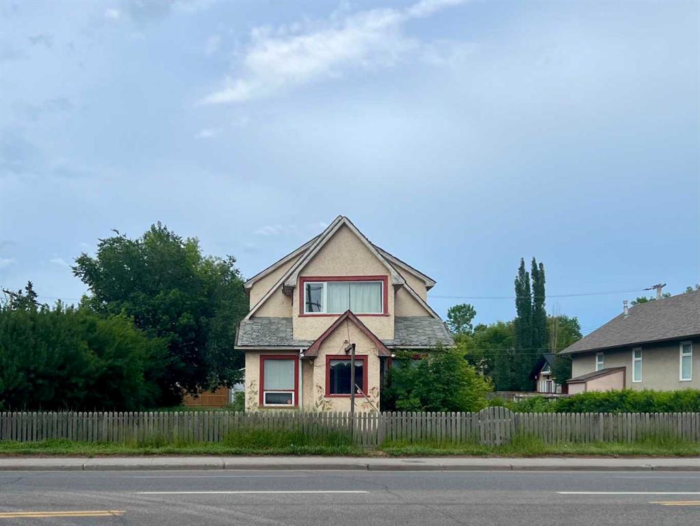 Picture for 1312 Edmonton Trail NE