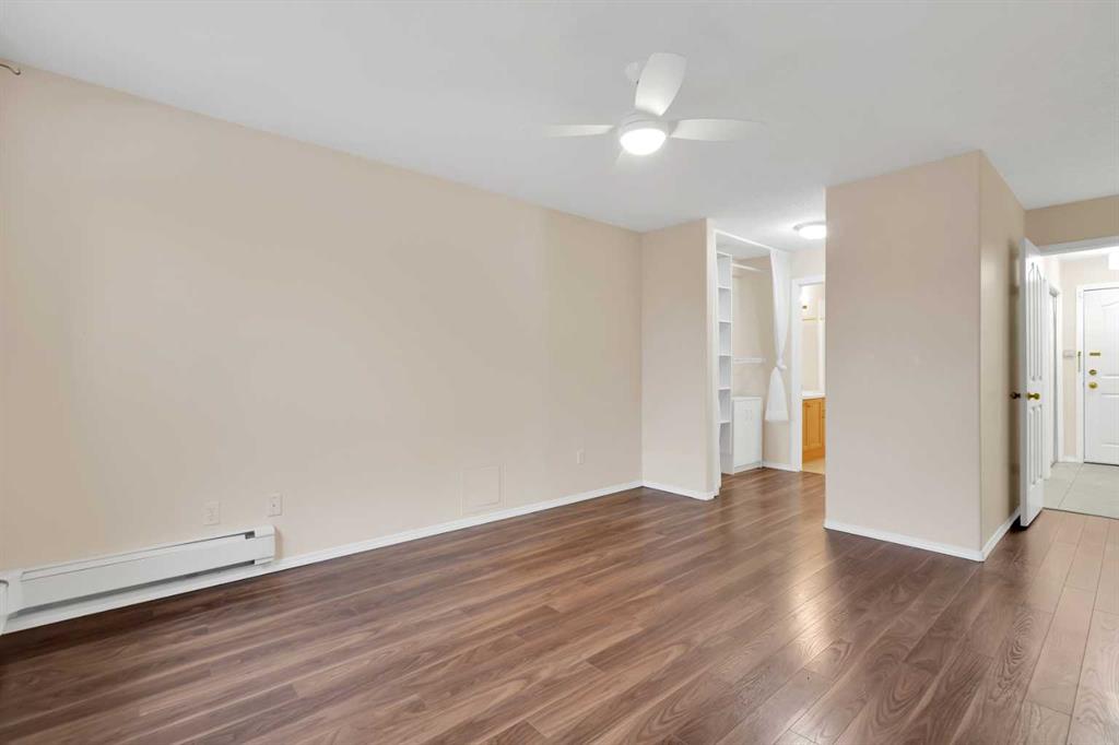 Picture for 346, 165 Manora Place NE