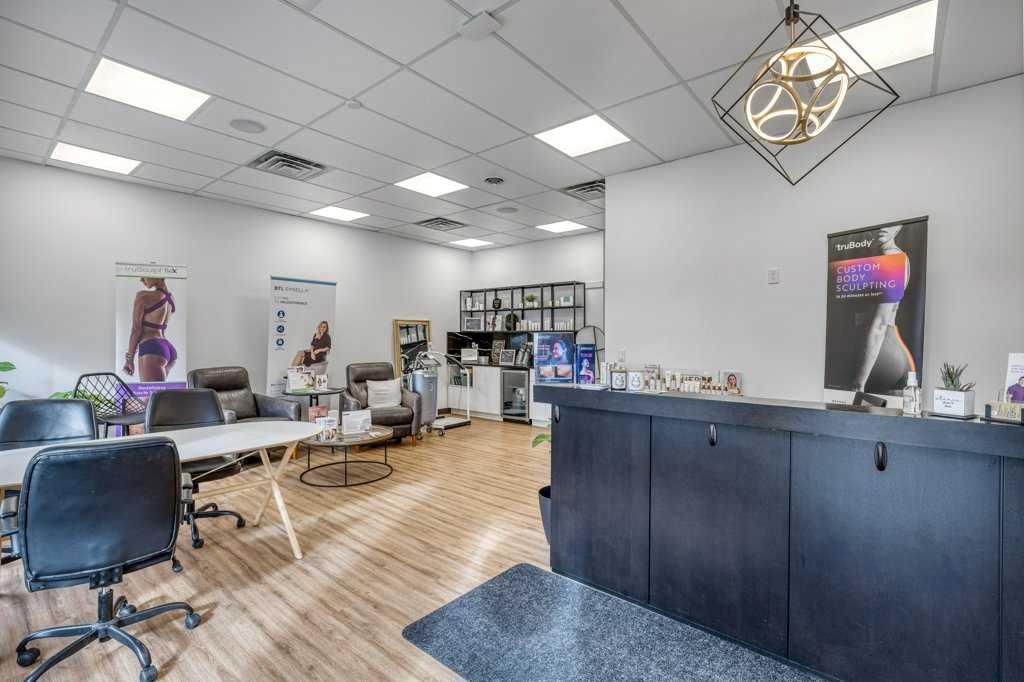 Picture for 115b 4 Avenue W