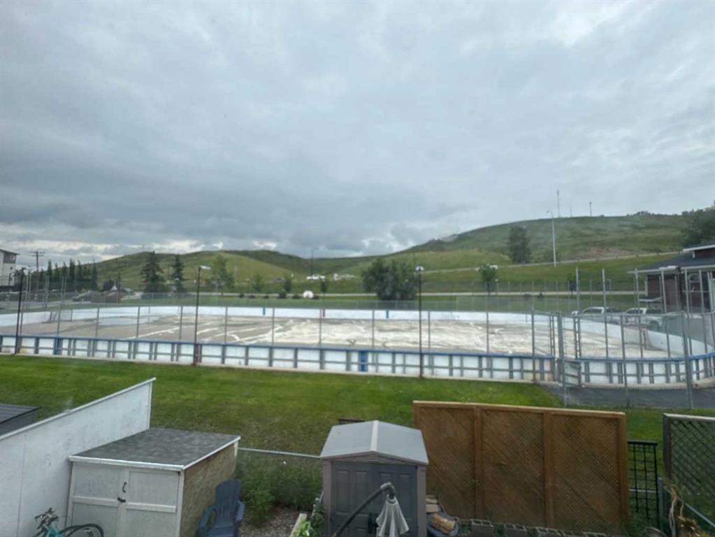 Picture for 8, 304 Ross Avenue 