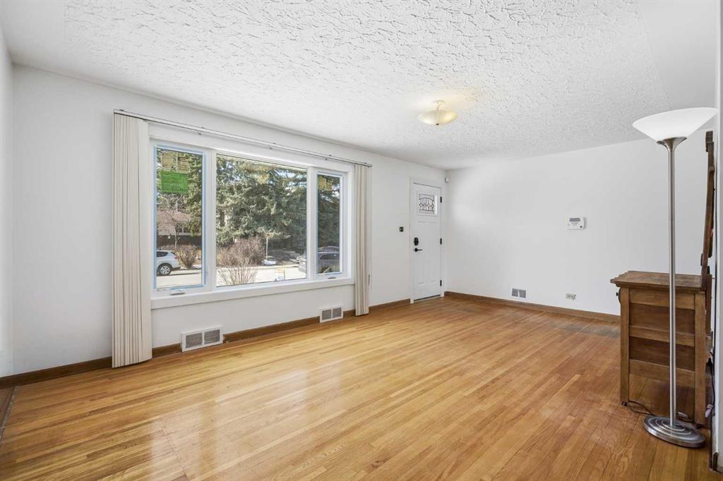 Picture for 2024 36 Street SW