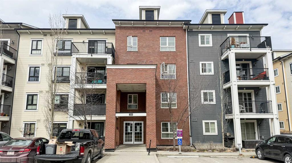 Picture for 3312, 279 Copperpond Common SE