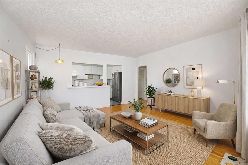 Picture for 714 17 Avenue NW