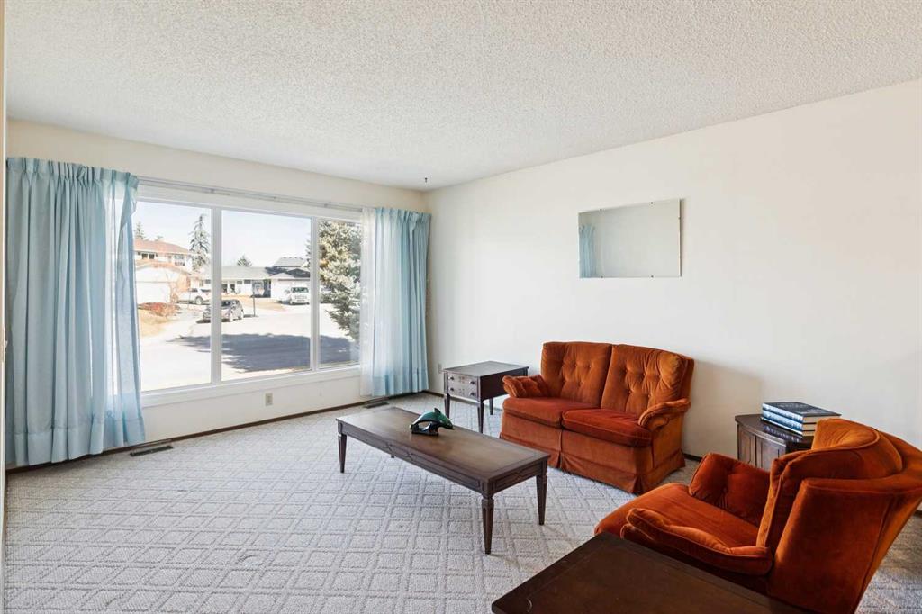 Picture for 2627 126 Avenue SW