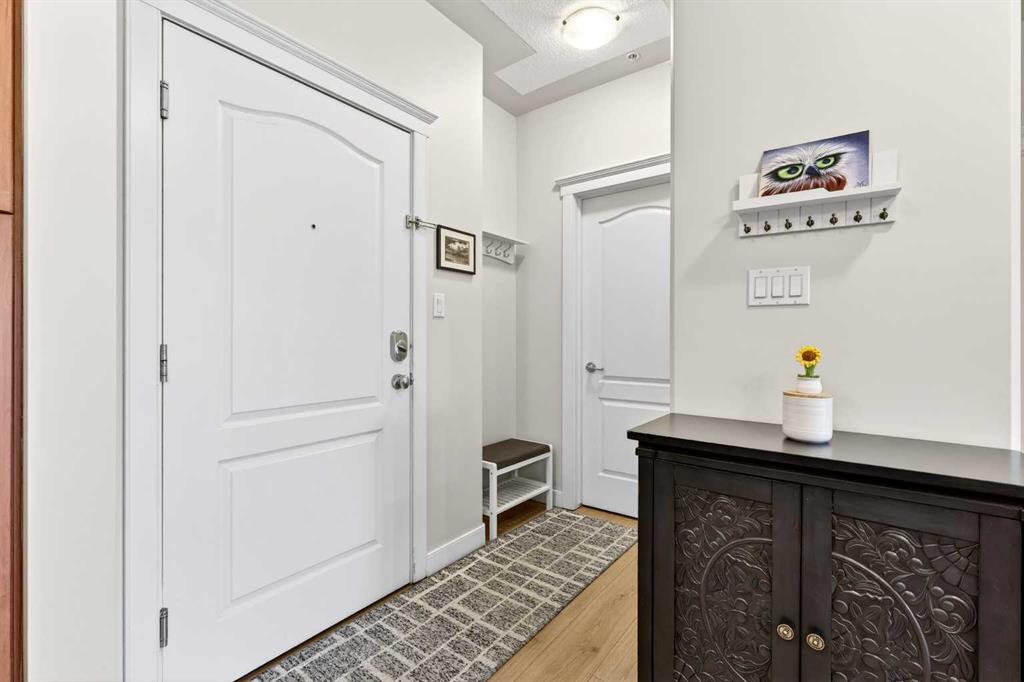 Picture for 519, 10 Discovery Ridge Close SW