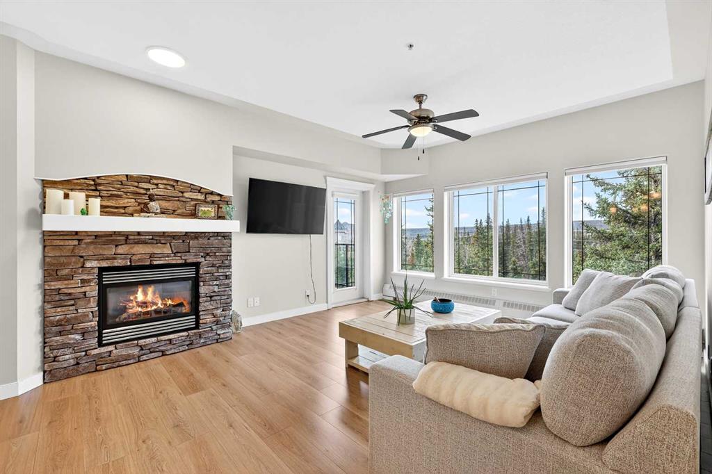 Picture for 519, 10 Discovery Ridge Close SW