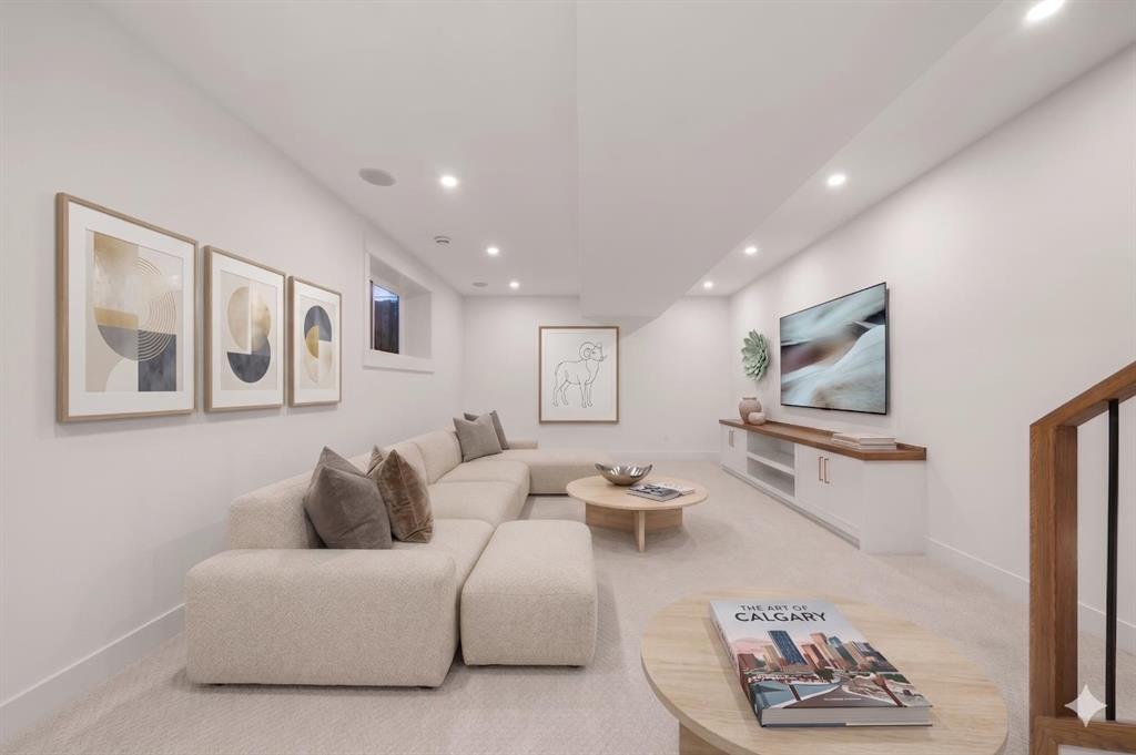 Picture for 5104 21 Avenue NW