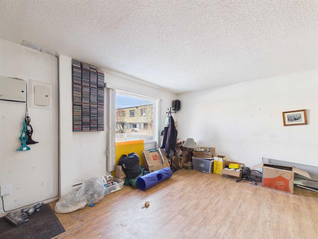 Picture for 68, 3809 45 Street SW