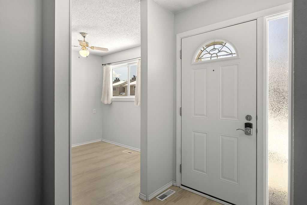 Picture for 56, 5520 1 Avenue SE