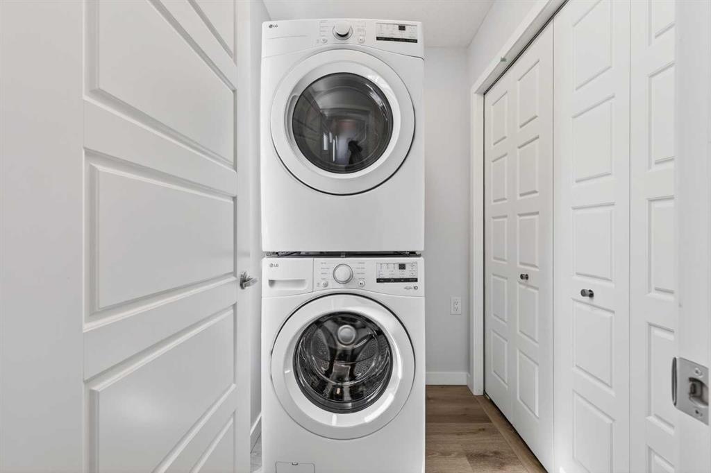 Picture for 828, 132 Red Embers Link NE