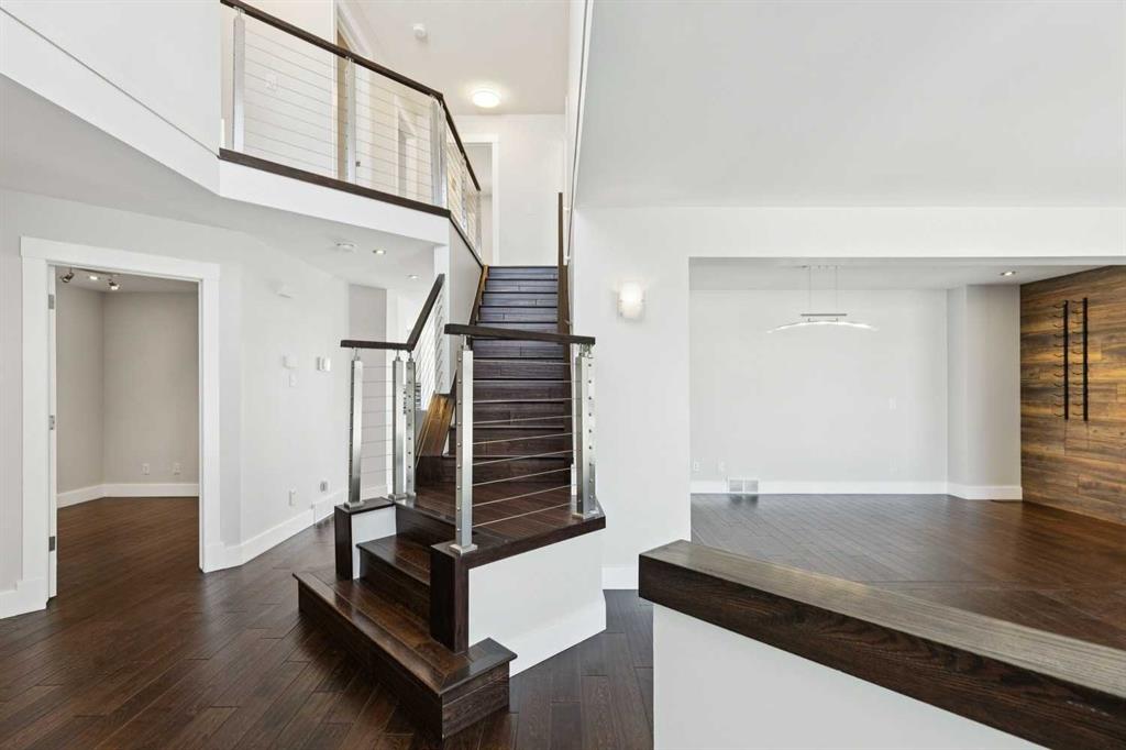 Picture for 15 Springbank View SW