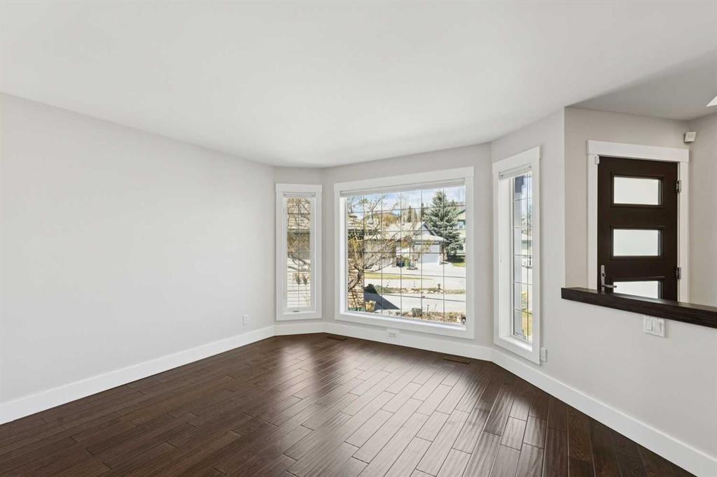 Picture for 15 Springbank View SW