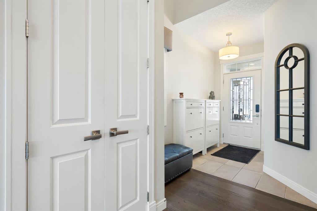 Picture for 5 Riviera Crescent 