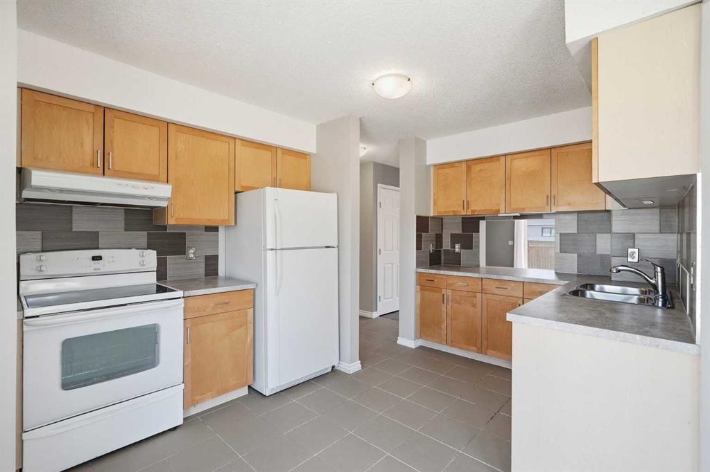 Picture for 55 Templegreen Drive NE