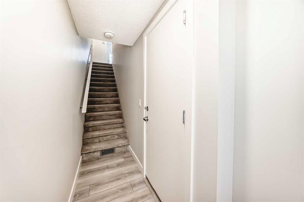 Picture for 102 Tuscany Summit Square NW
