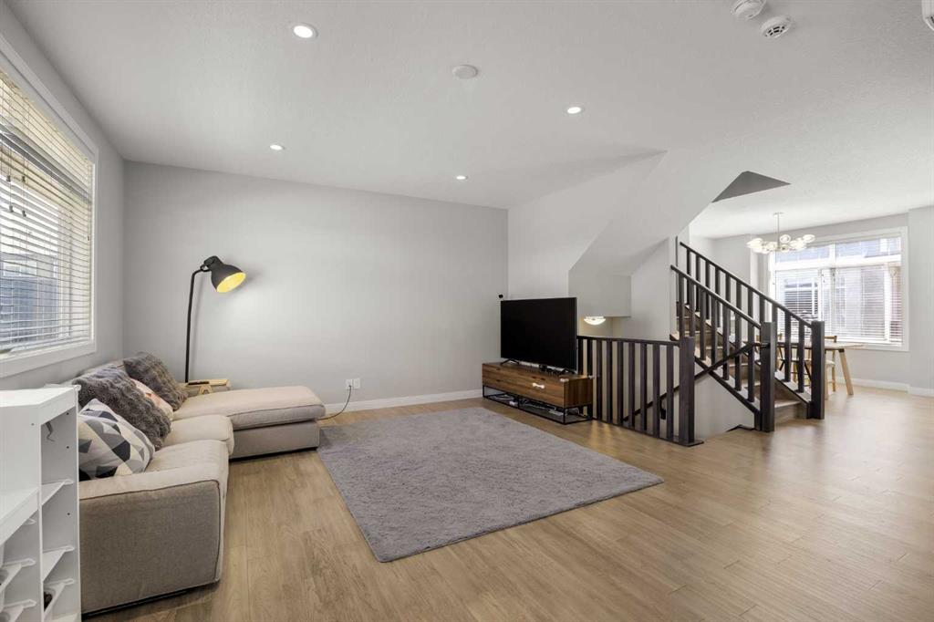 Picture for 309 Wentworth Row SW