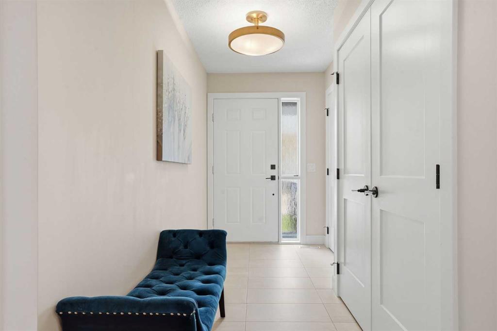 Picture for 44 Vandoos Gardens NW