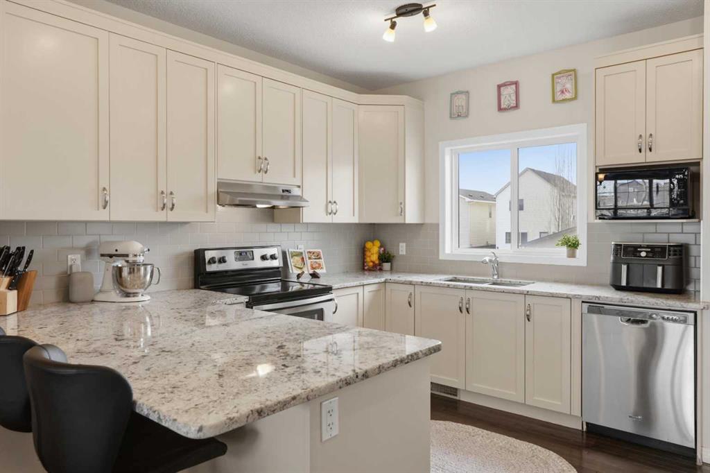 Picture for 2116 Reunion Square NW