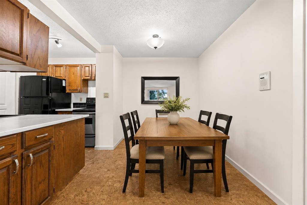 Picture for 722, 6400 Coach Hill Road SW