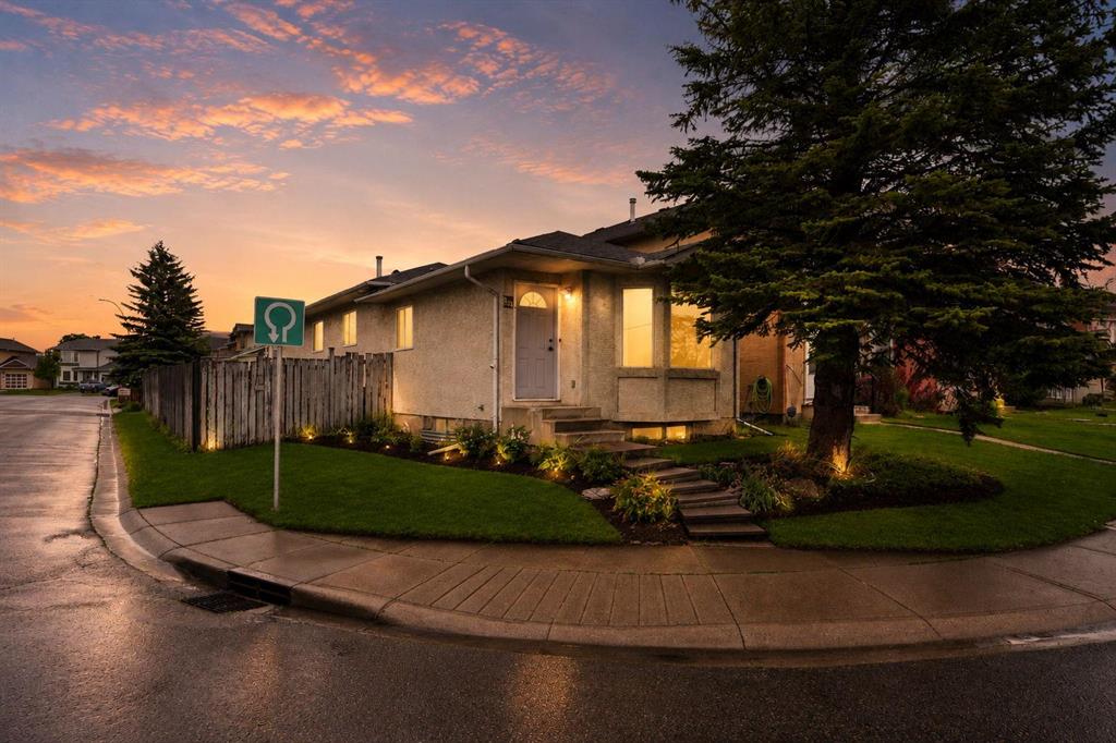 Picture for 133 MARTINGLEN Way NE