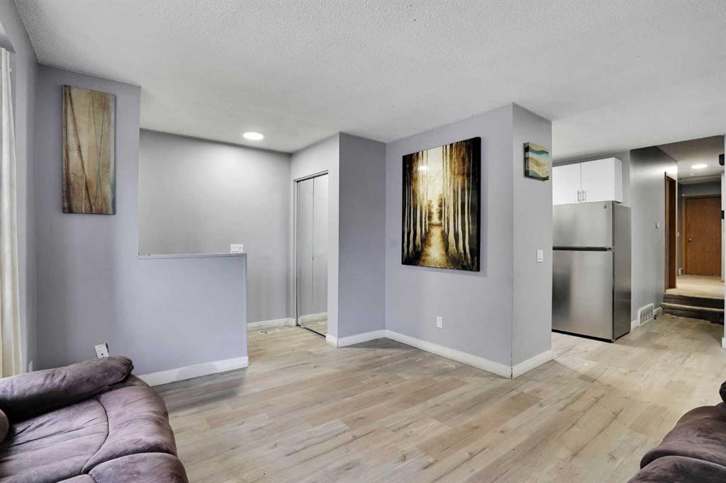 Picture for 133 MARTINGLEN Way NE
