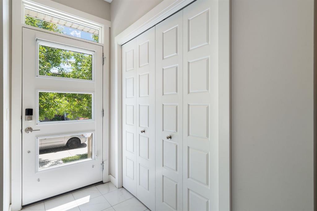 Picture for 89 Seton Terrace SE