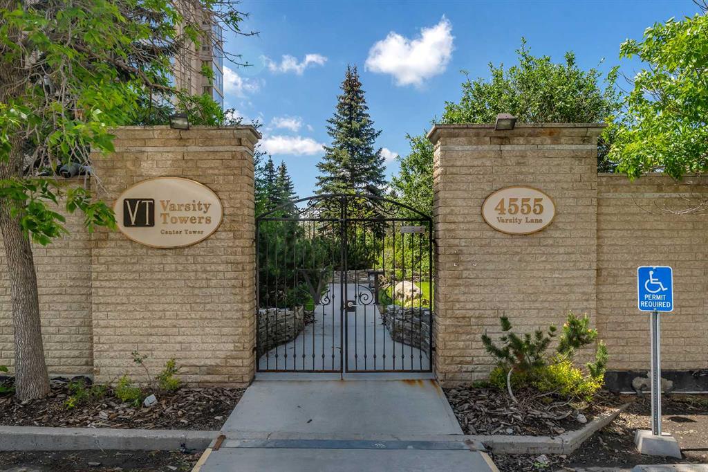 Picture for 902, 4555 Varsity Lane NW