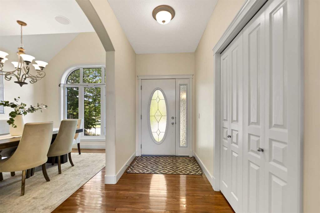 Picture for 48 Strathlea Close SW