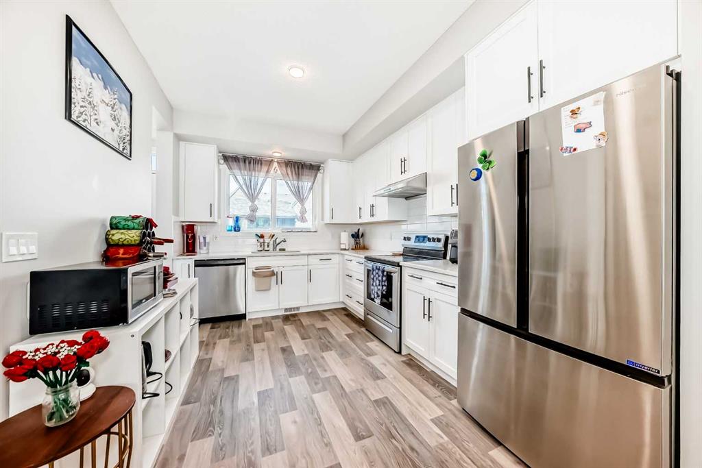 Picture for 16 Carringvue Way NW