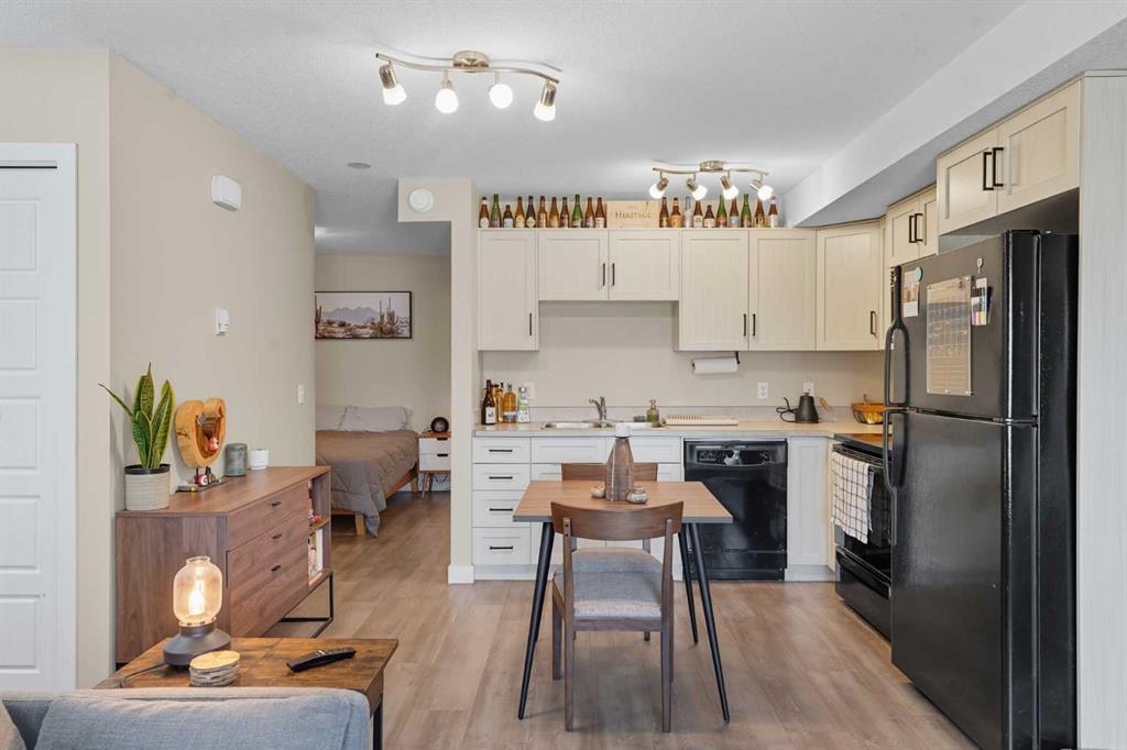 Picture for 14104, 2781 Chinook Winds Drive SW