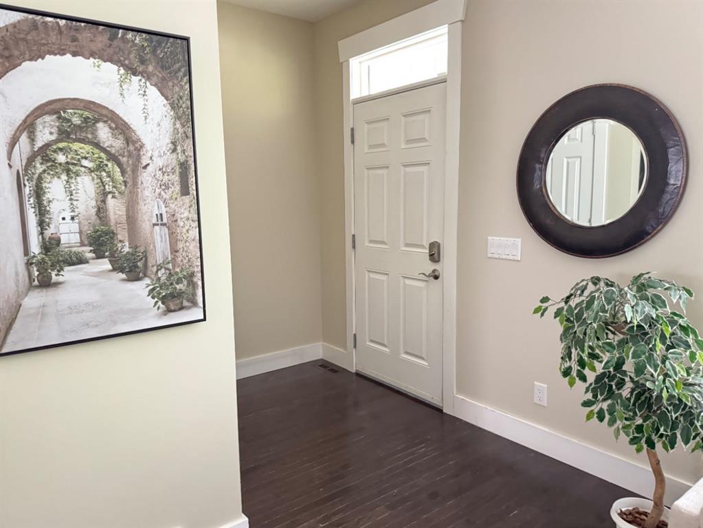 Picture for 2821 Dallaire Avenue SW