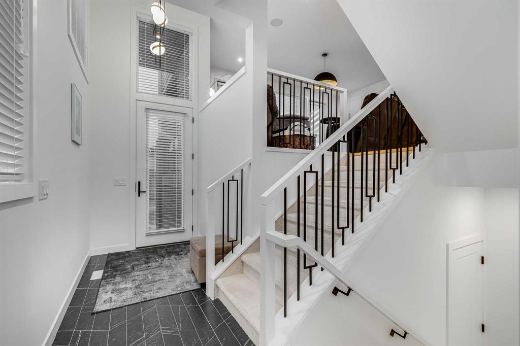 Picture for 44 Timberline Way SW