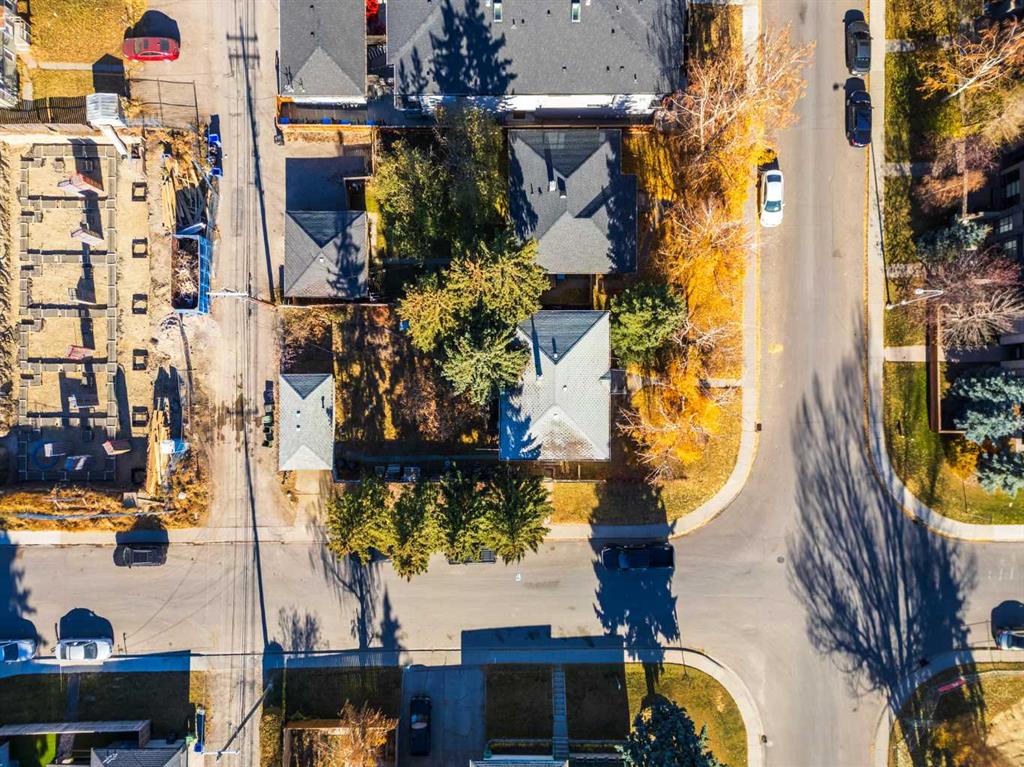 Picture for 1939 36 Street SW